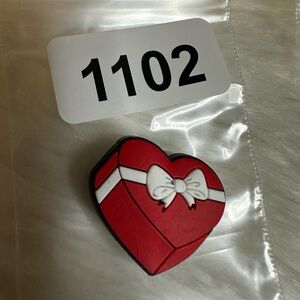 🌈 10/$5 croc charm Heart-Shaped Red Box